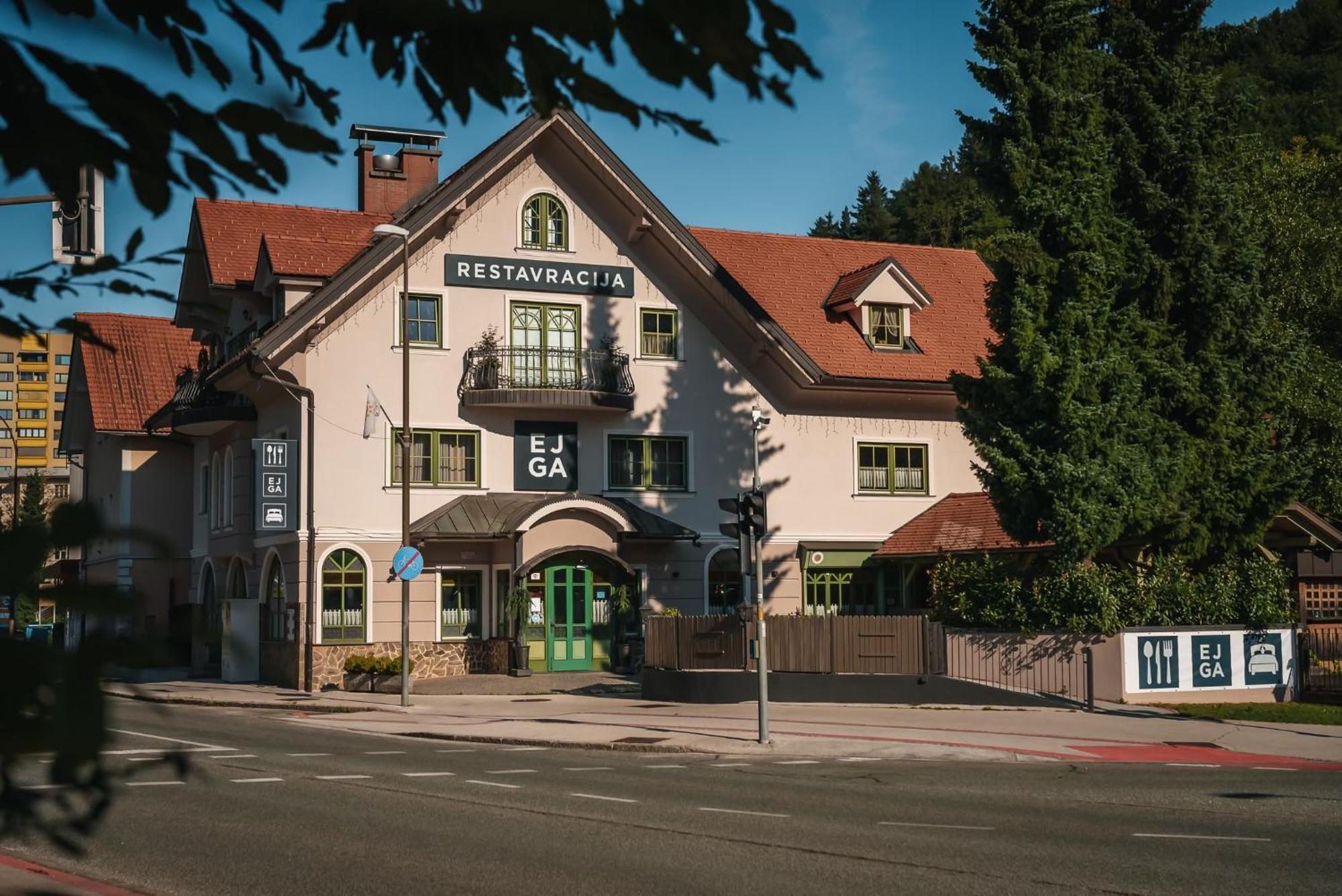 Guest House Ejga Jesenice Exterior foto