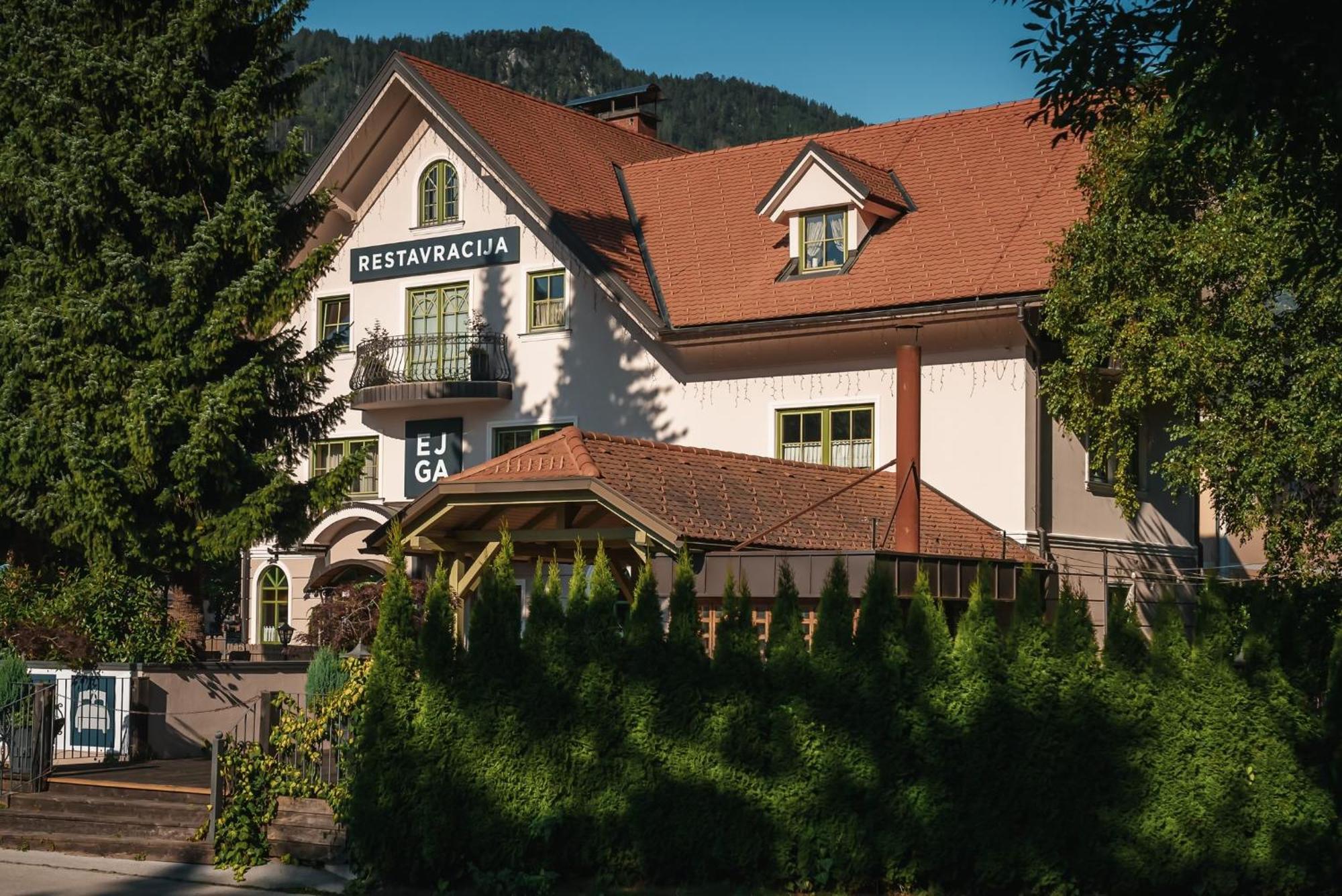 Guest House Ejga Jesenice Exterior foto